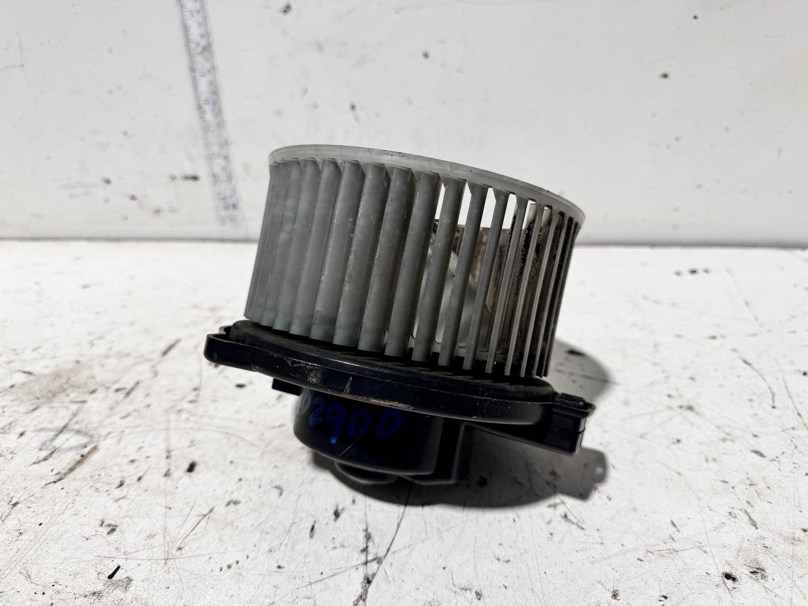 View Auto part Heater Fan Motor Lexus Es300 (92-05) 1996