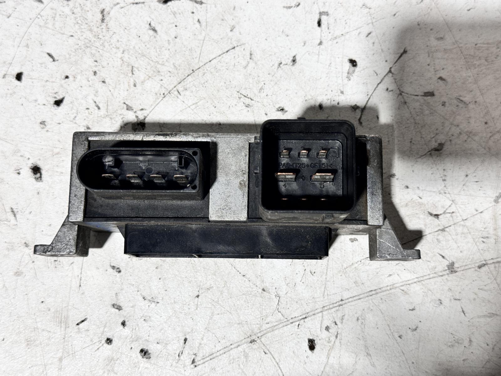 View Auto part Misc Switch/Relay Renault Master 2016