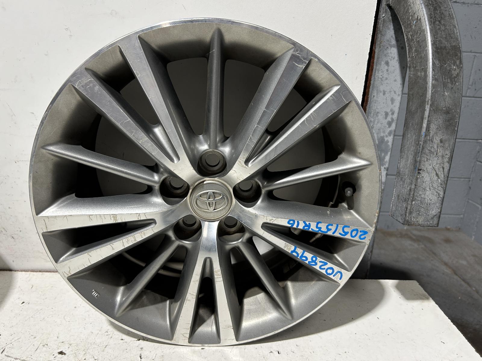 View Auto part Wheel Mag Toyota Corolla 2014