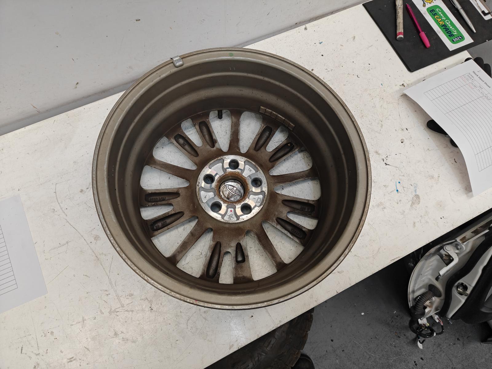 View Auto part Wheel Mag Toyota Corolla 2014