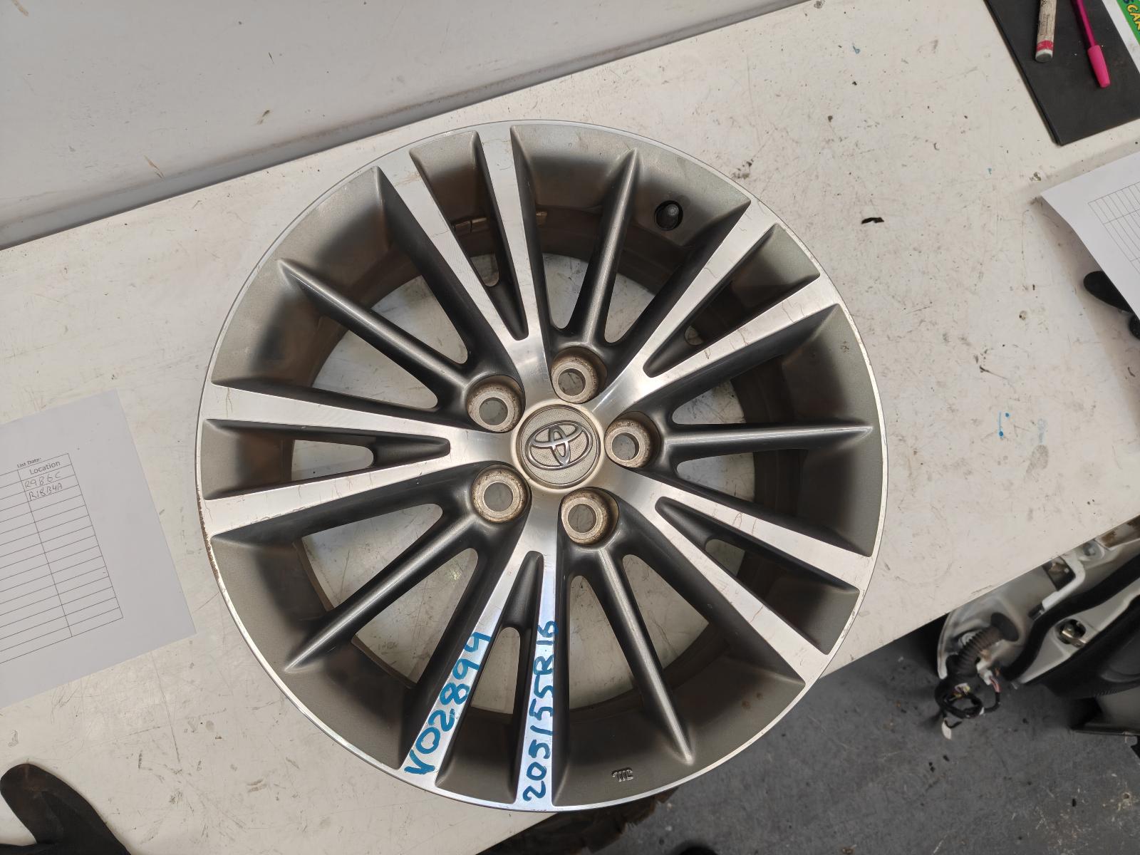View Auto part Wheel Mag Toyota Corolla 2014