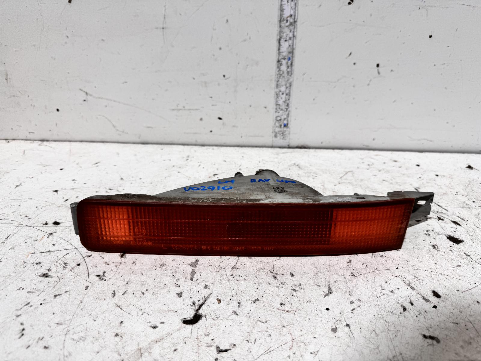 View Auto part Left Indicator/Fog/Side Lexus Ls400 1990