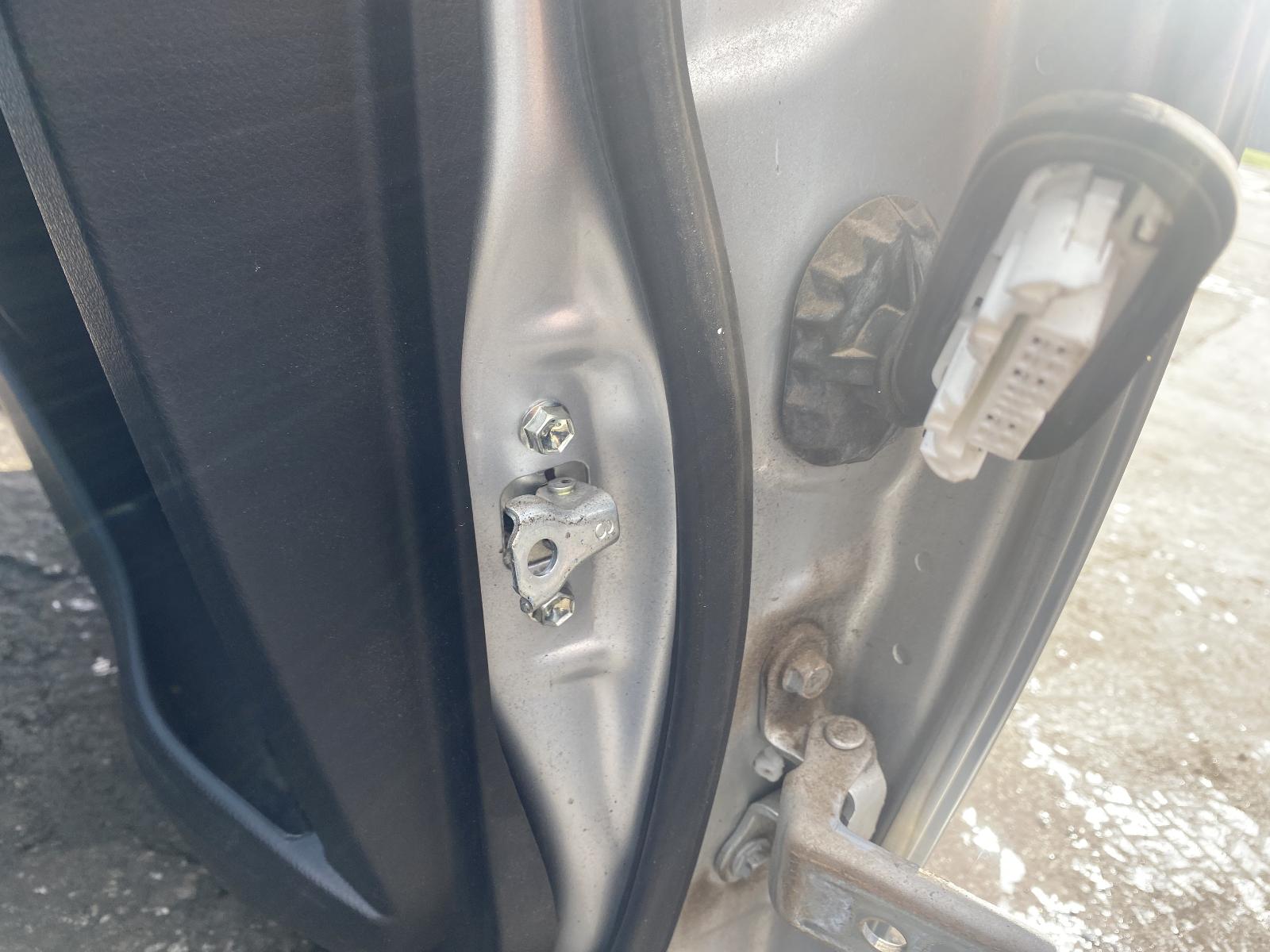 View Auto part Door Hinge/Runner Toyota Corolla 2014