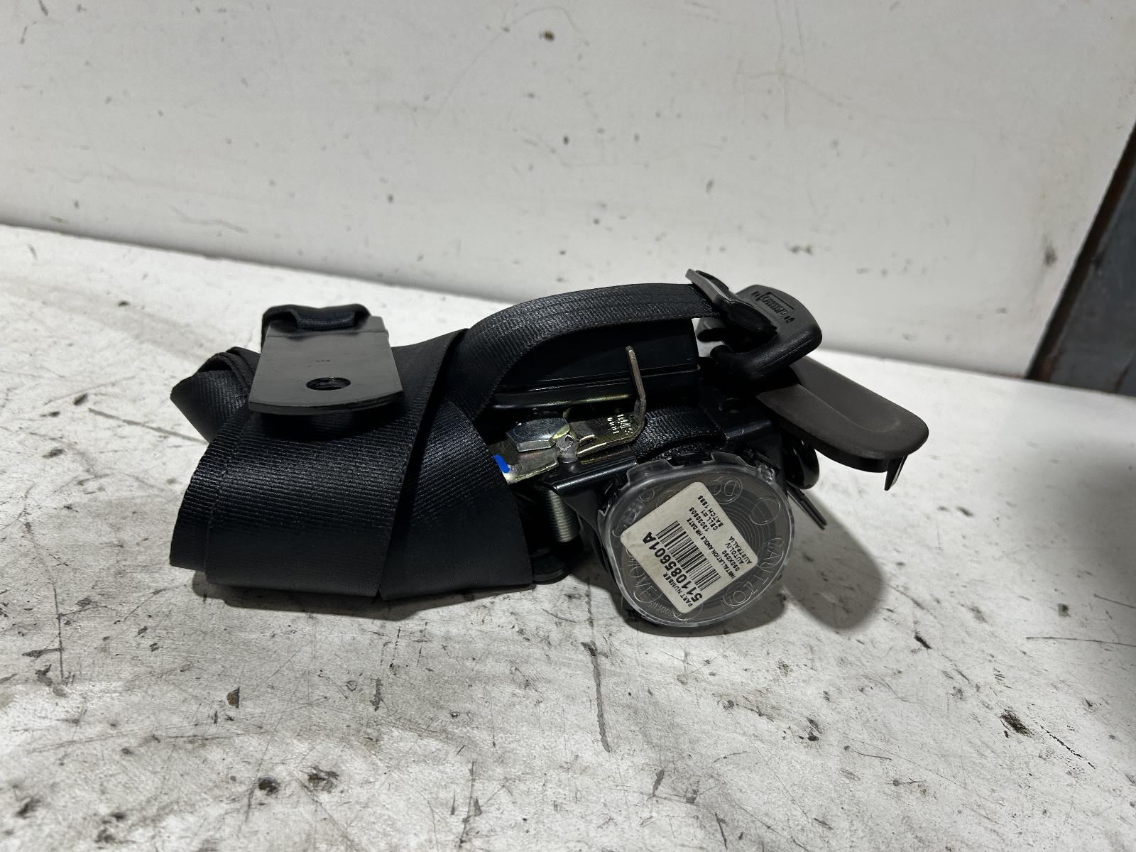 View Auto part Seatbelt/Stalk Lexus Ls400 1990