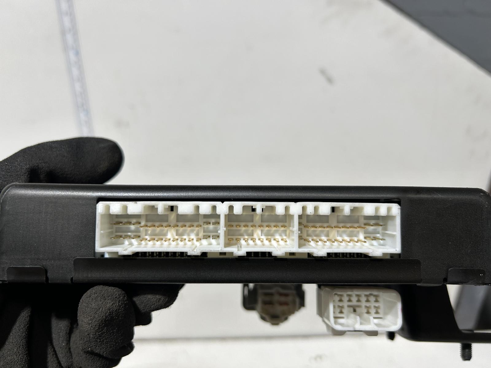 View Auto part Ecu Lexus Ls400 1990