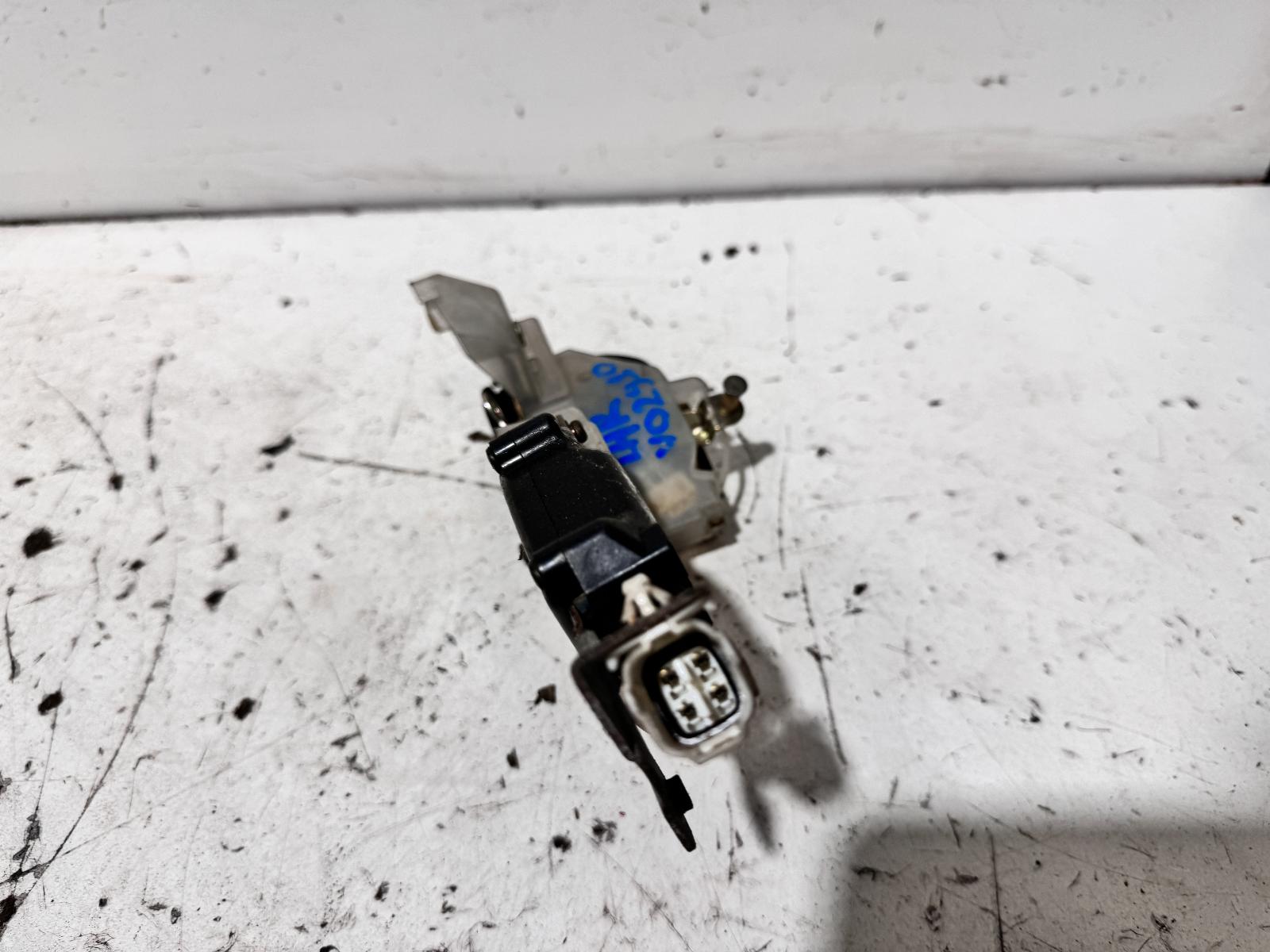 View Auto part Door/Boot/Gate Lock Lexus Ls400 1990