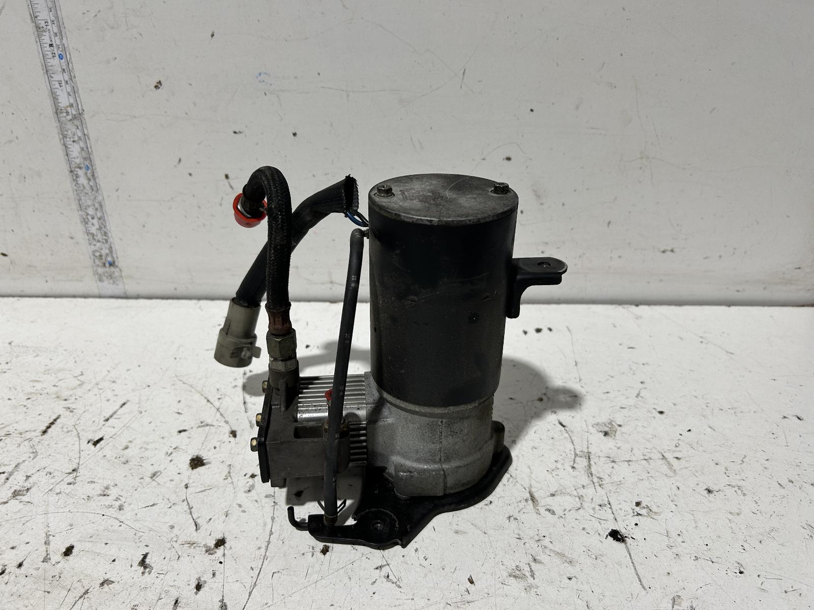 View Auto part Air Ride Compressor Lexus Ls400 1990