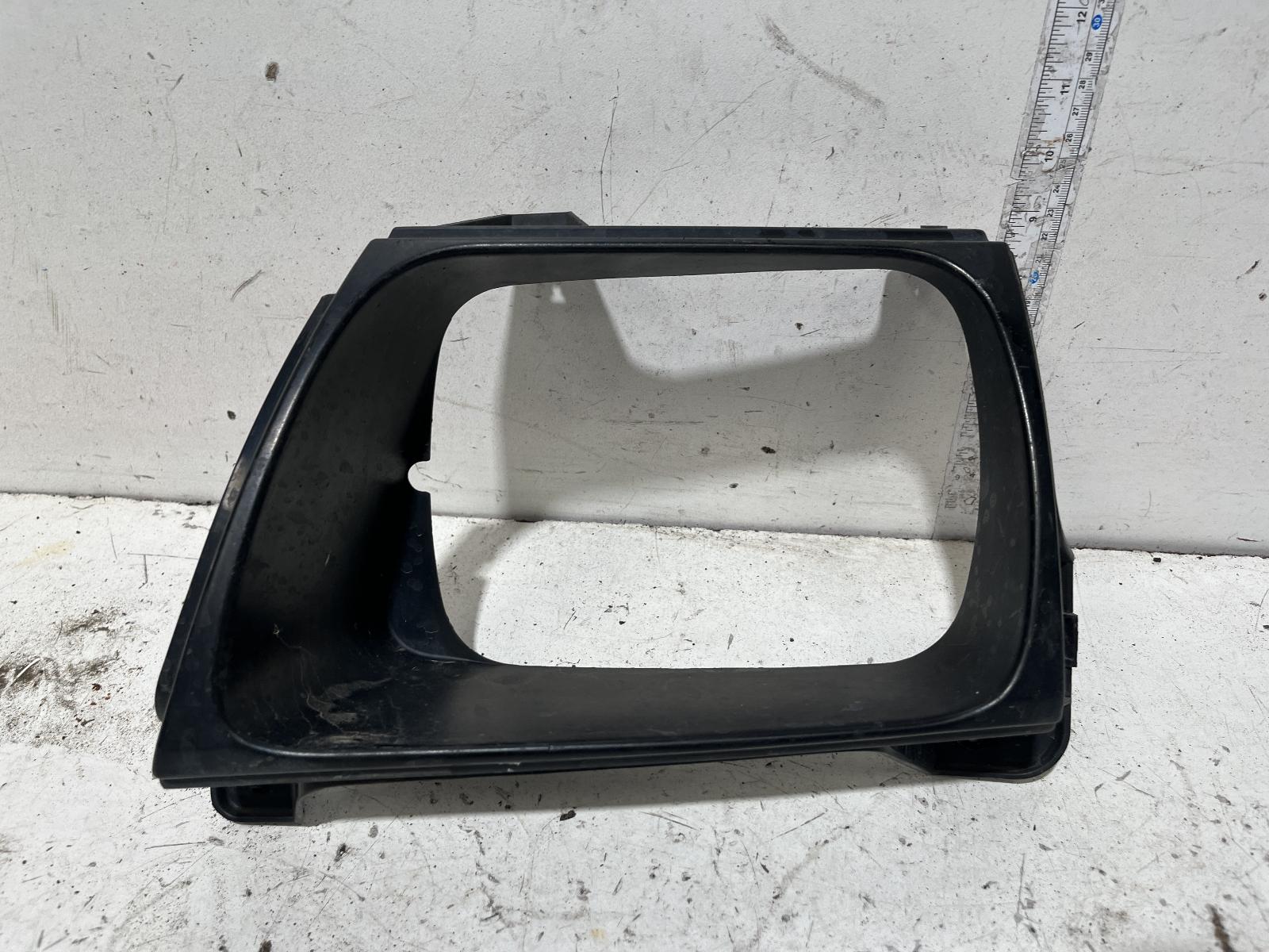 View Auto part Left Headlight Surround Toyota Hilux 2004