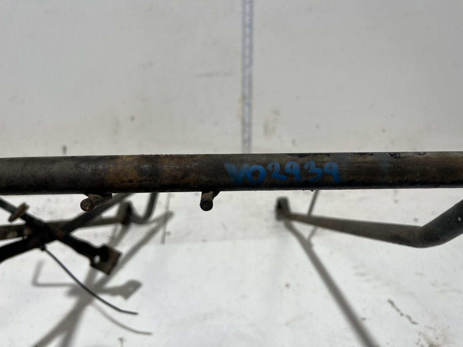View Auto part Spare Wheel Carrier Toyota Hiace 2001