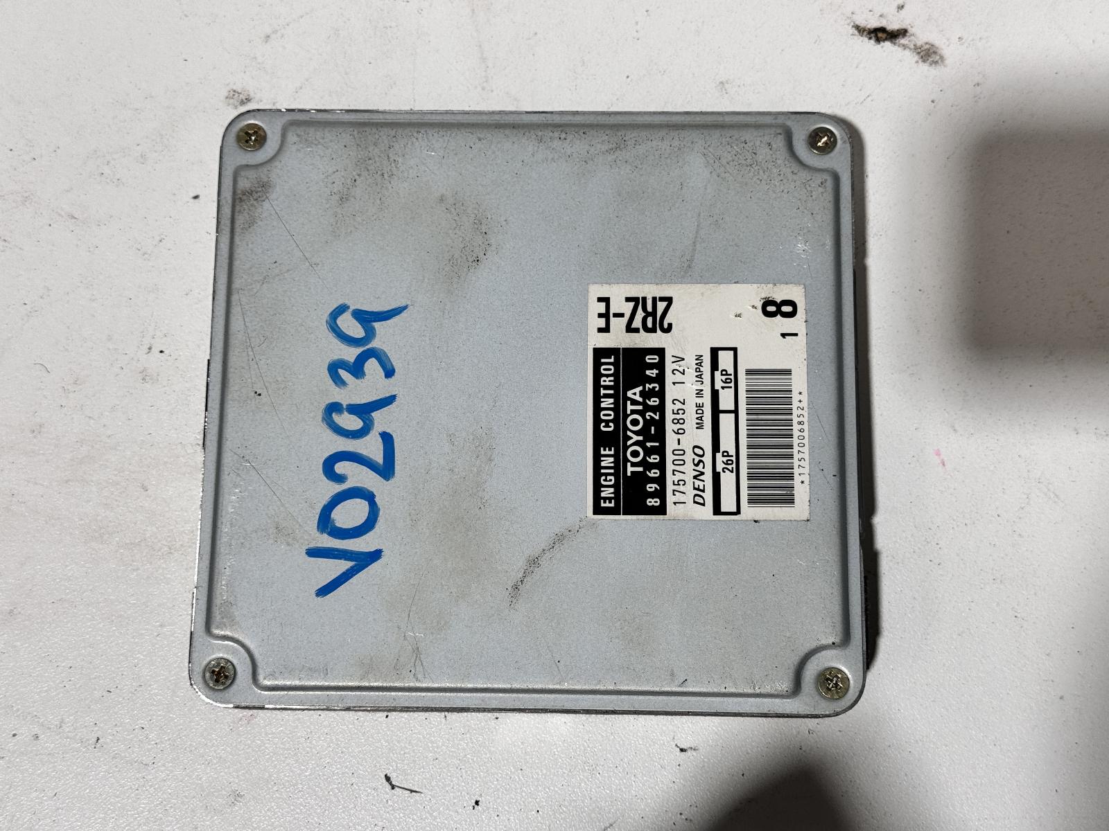 View Auto part Ecu Toyota Hiace 2001