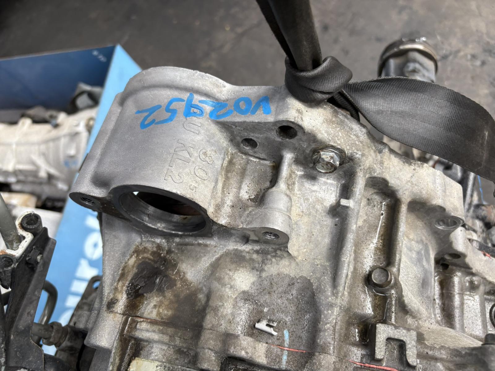 View Auto part Trans/Gearbox Toyota Kluger 2005