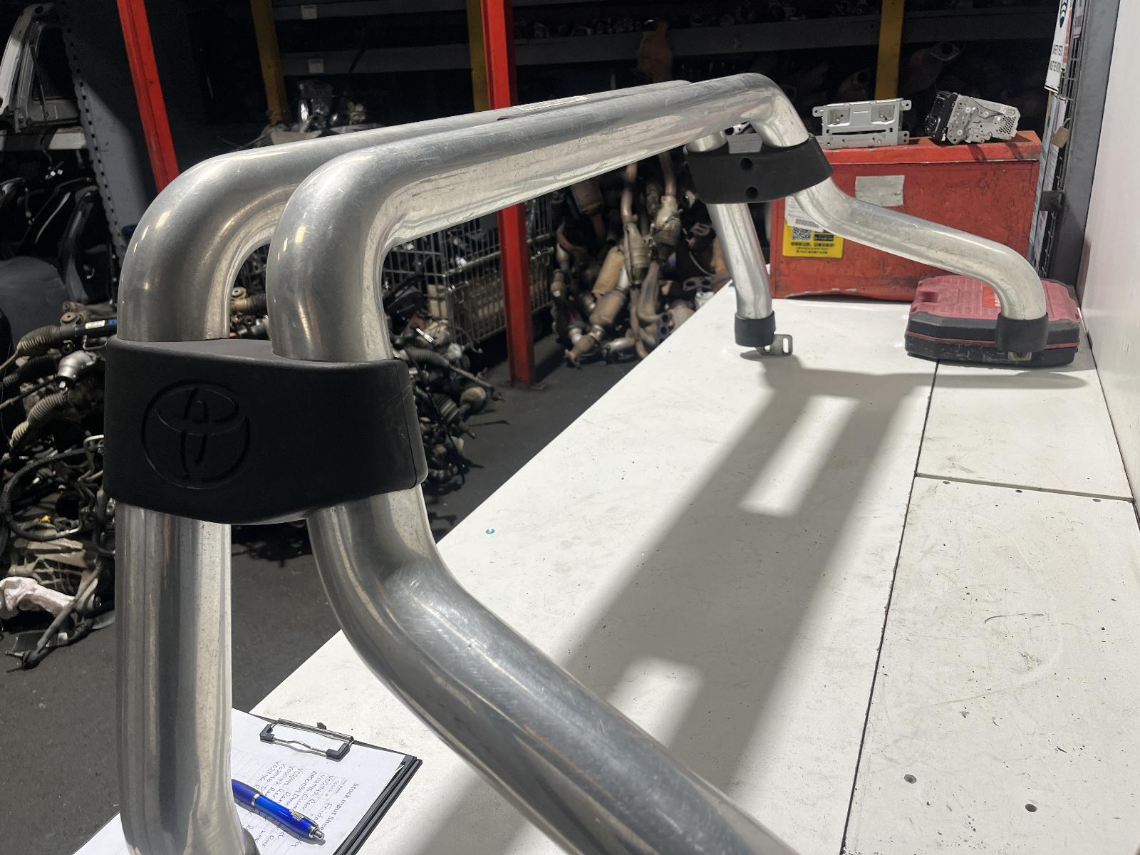 View Auto part Sports Bar Toyota Hilux 2011