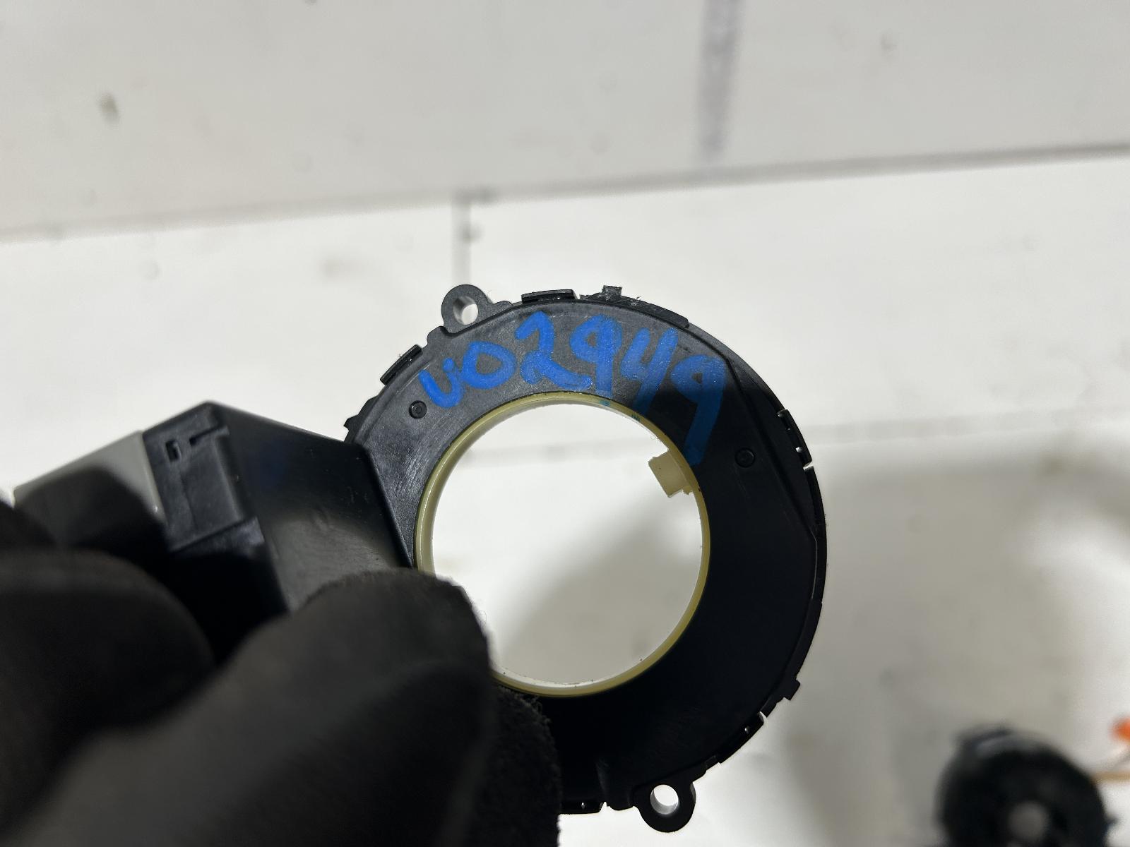 View Auto part Airbag Module/Sensor Toyota Tarago 2014