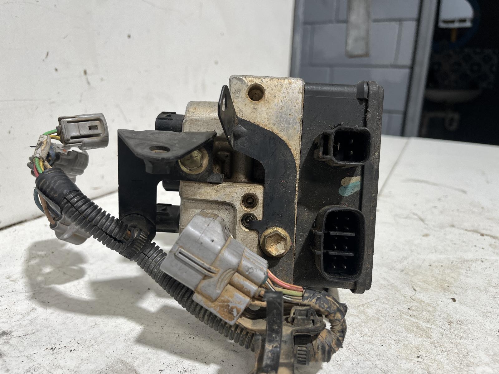 View Auto part Abs Pump/Modulator Toyota Prius 2001