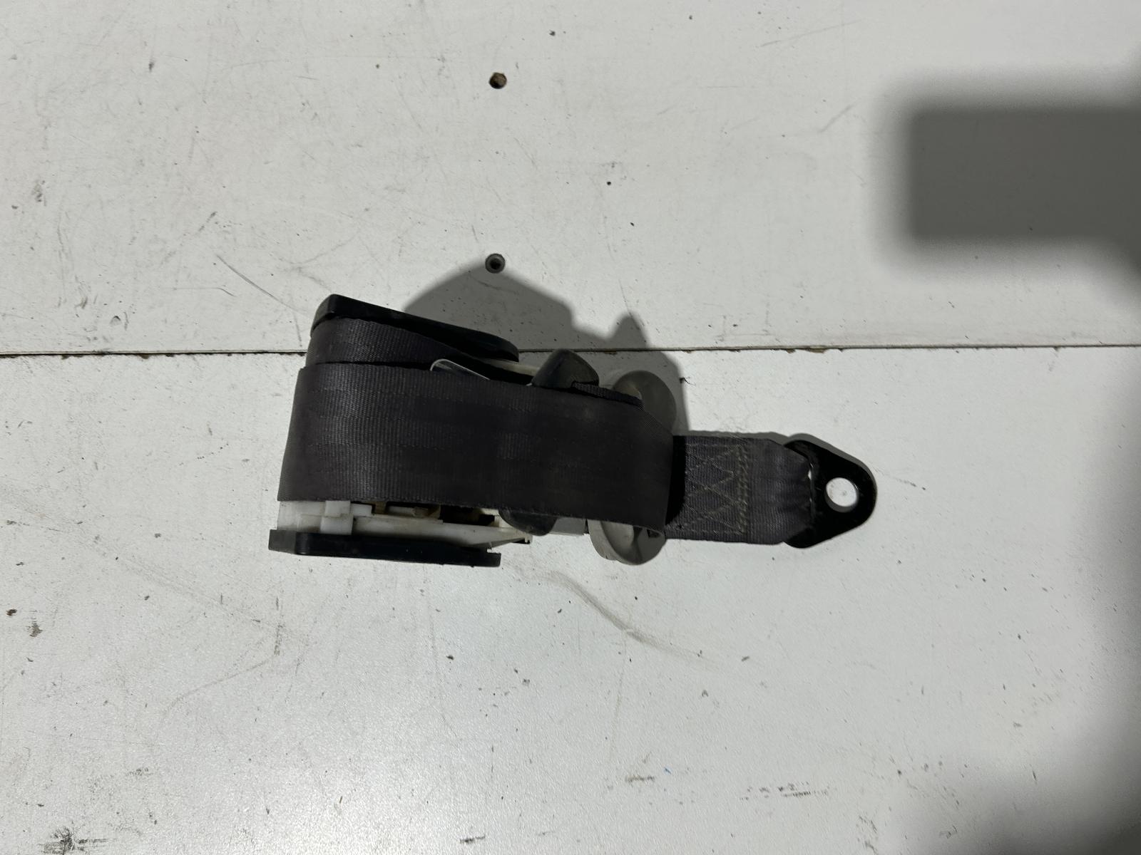 View Auto part Seatbelt/Stalk Ford Falcon 2003
