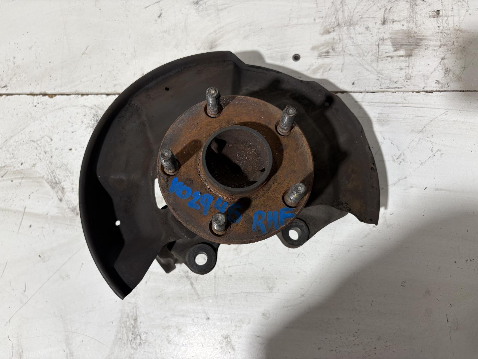 View Auto part Right Front Hub Assembly Toyota Hilux 2011