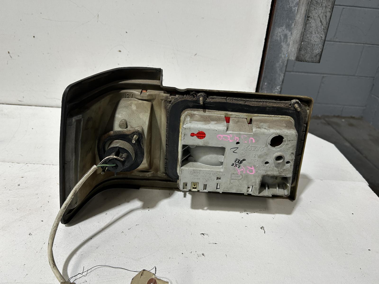 View Auto part Right Taillight Toyota Camry 1985