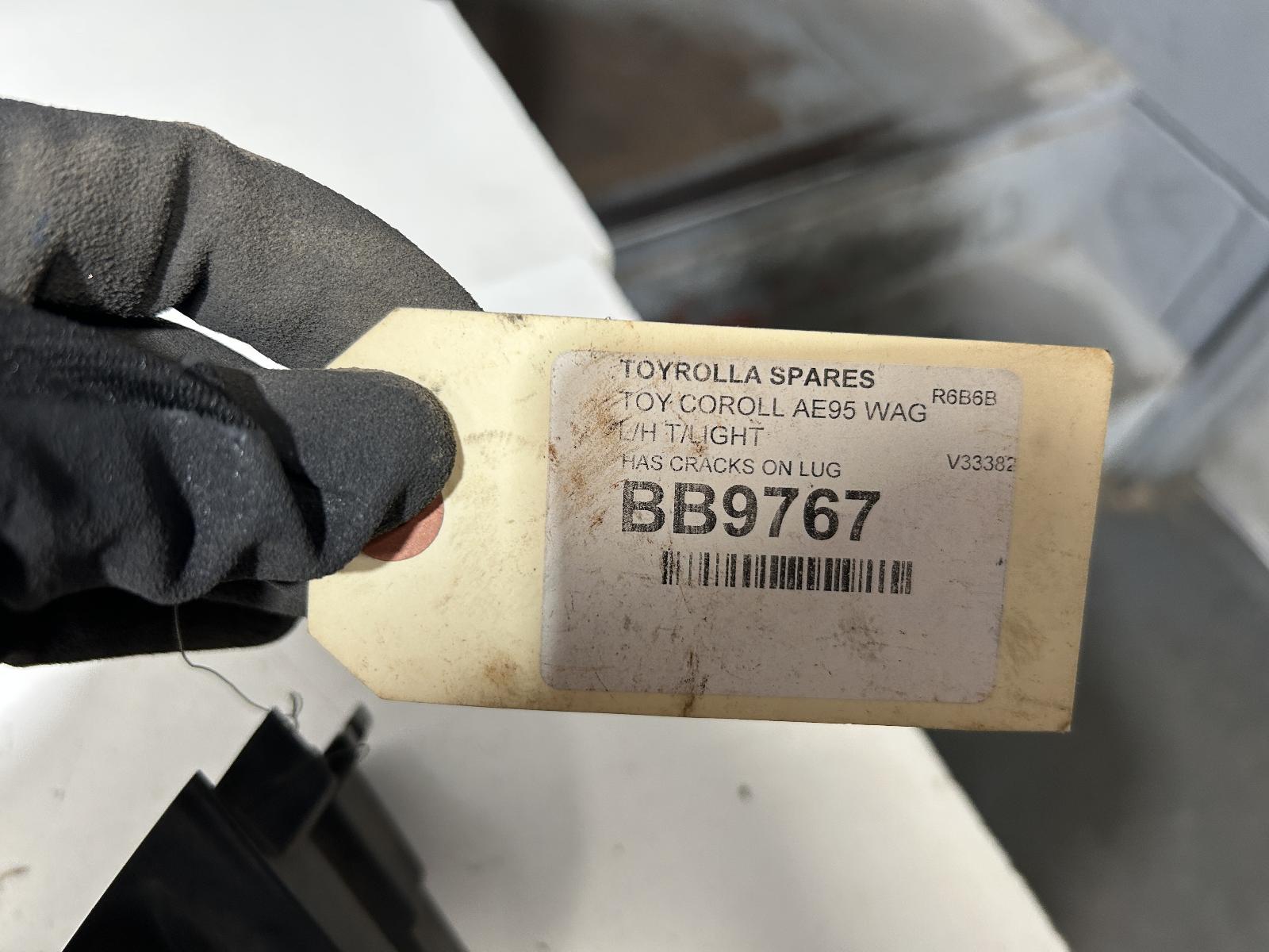 View Auto part Left Taillight Toyota Corolla 1994