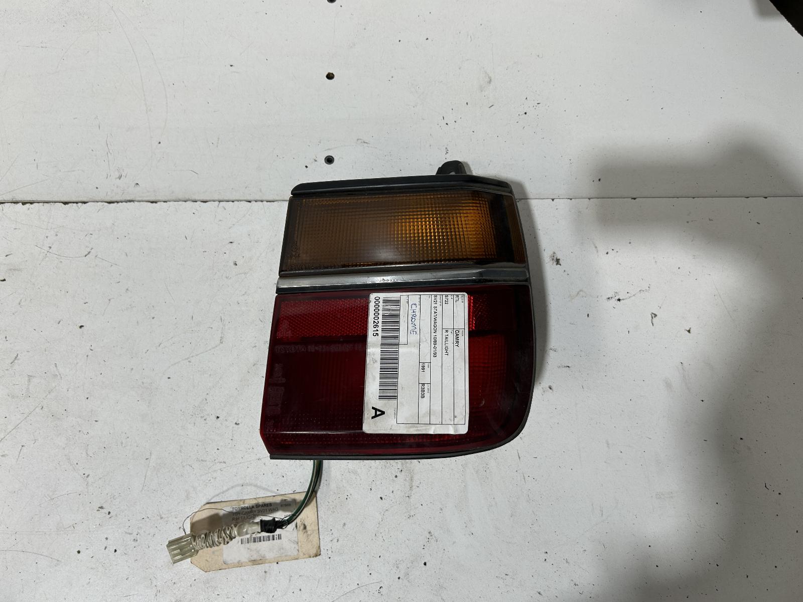 View Auto part Right Taillight Toyota Camry 1990