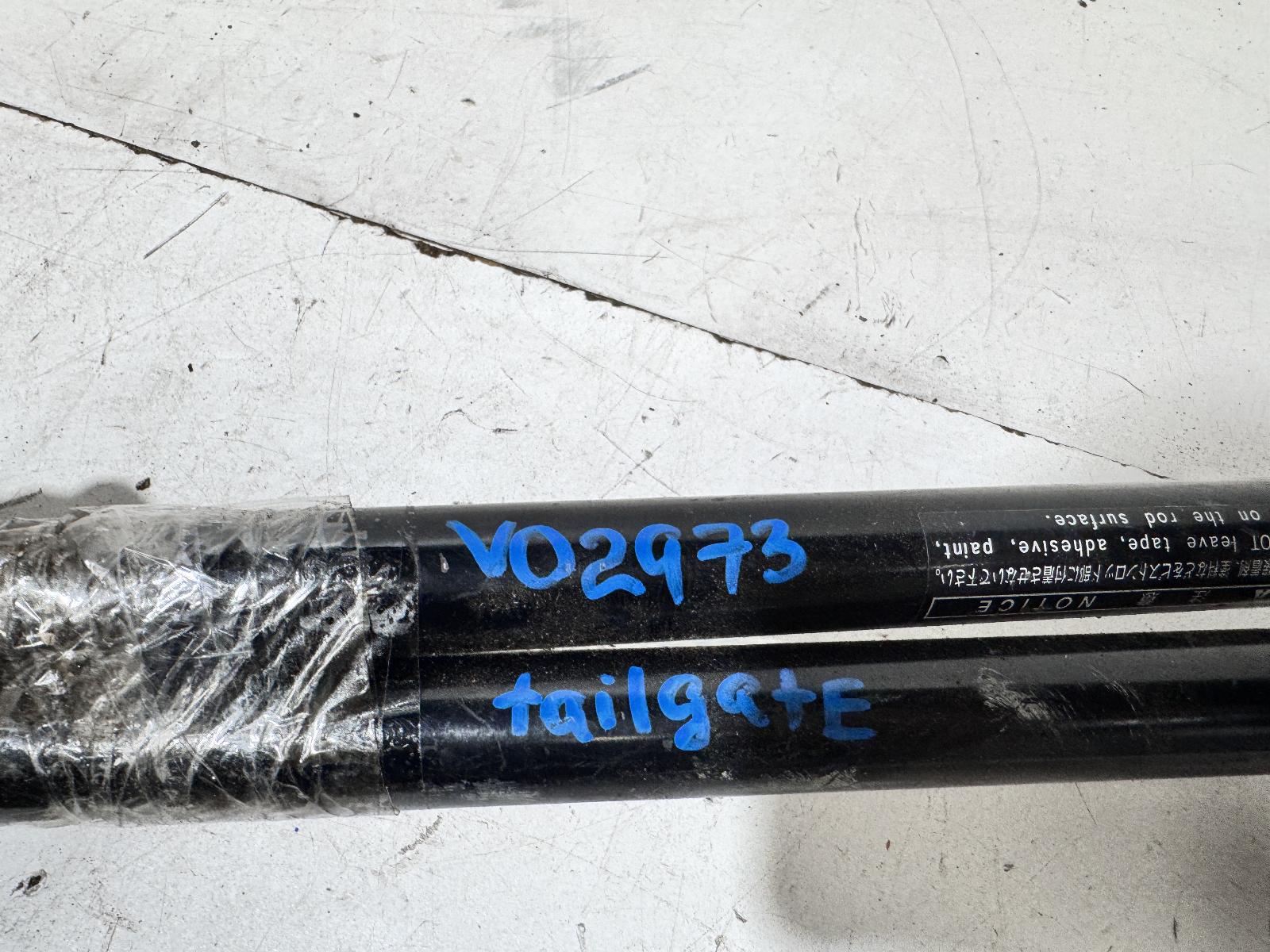 View Auto part Hatch Strut Toyota Hiace 2003