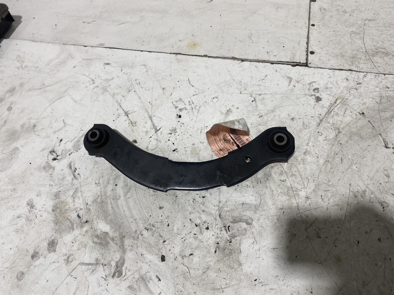 View Auto part Left Rear Trailing Arm Mitsubishi Lancer 2008
