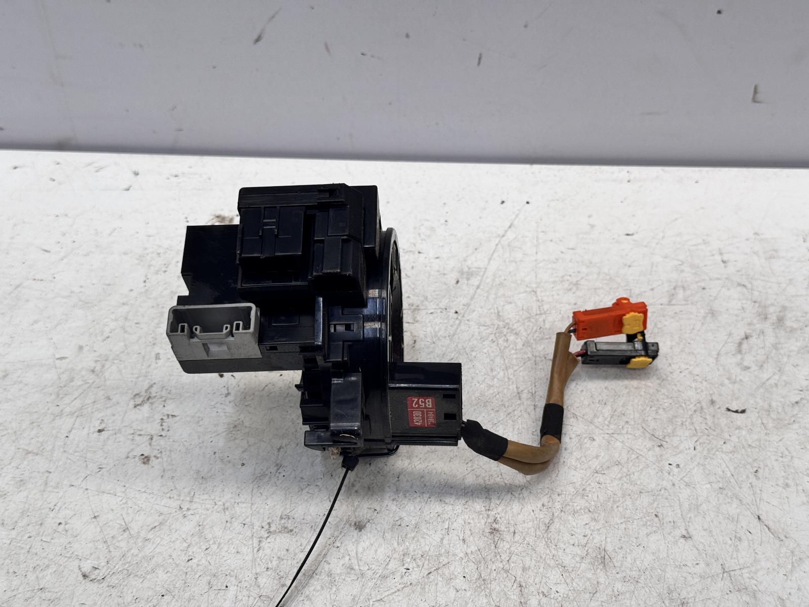 View Auto part Airbag Module/Sensor Toyota Rav4 2007