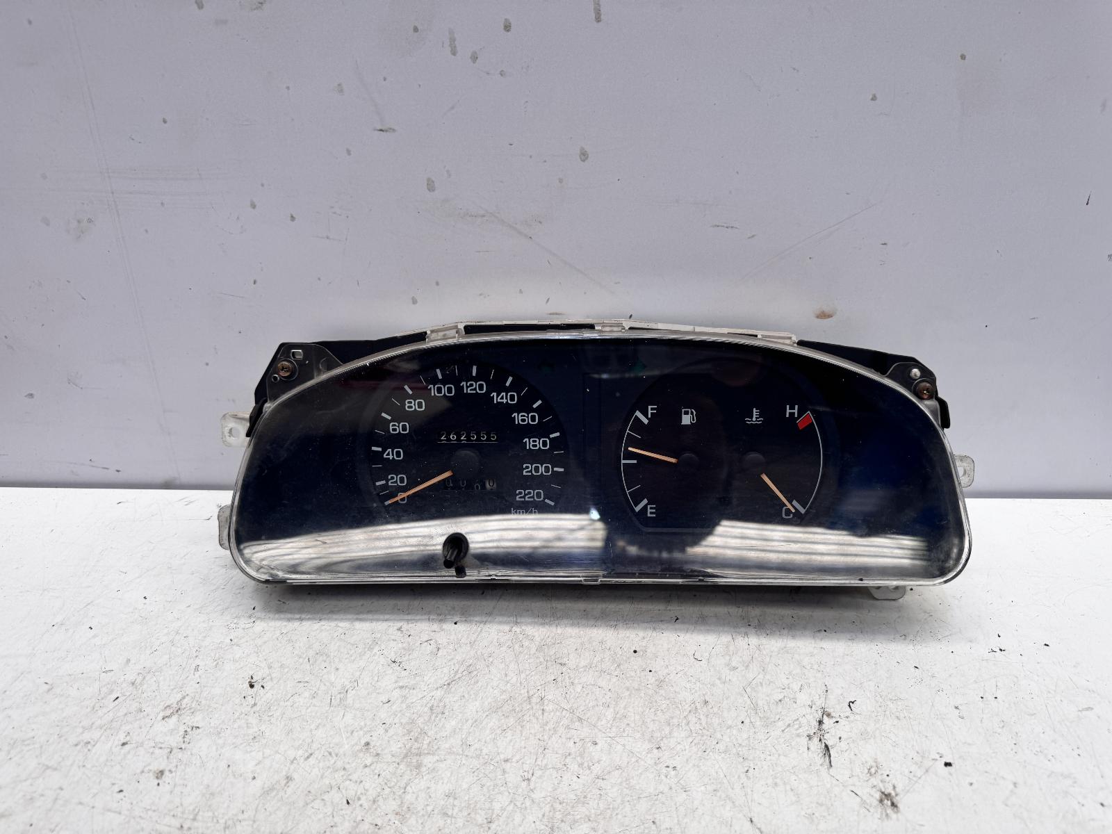 Instrument Cluster Apollo Holden 1993