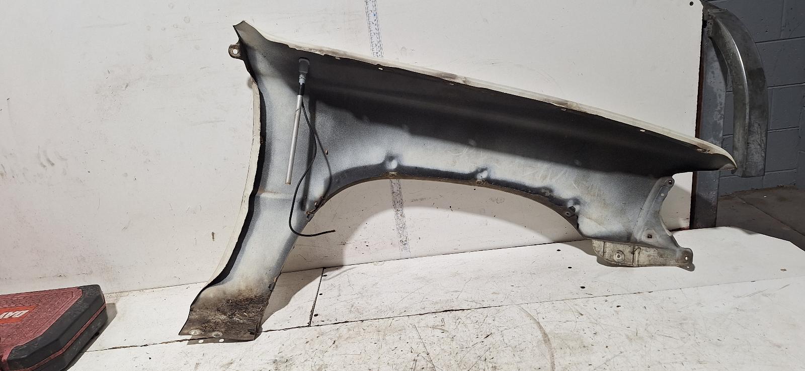View Auto part Left Guard Toyota Hilux 1990