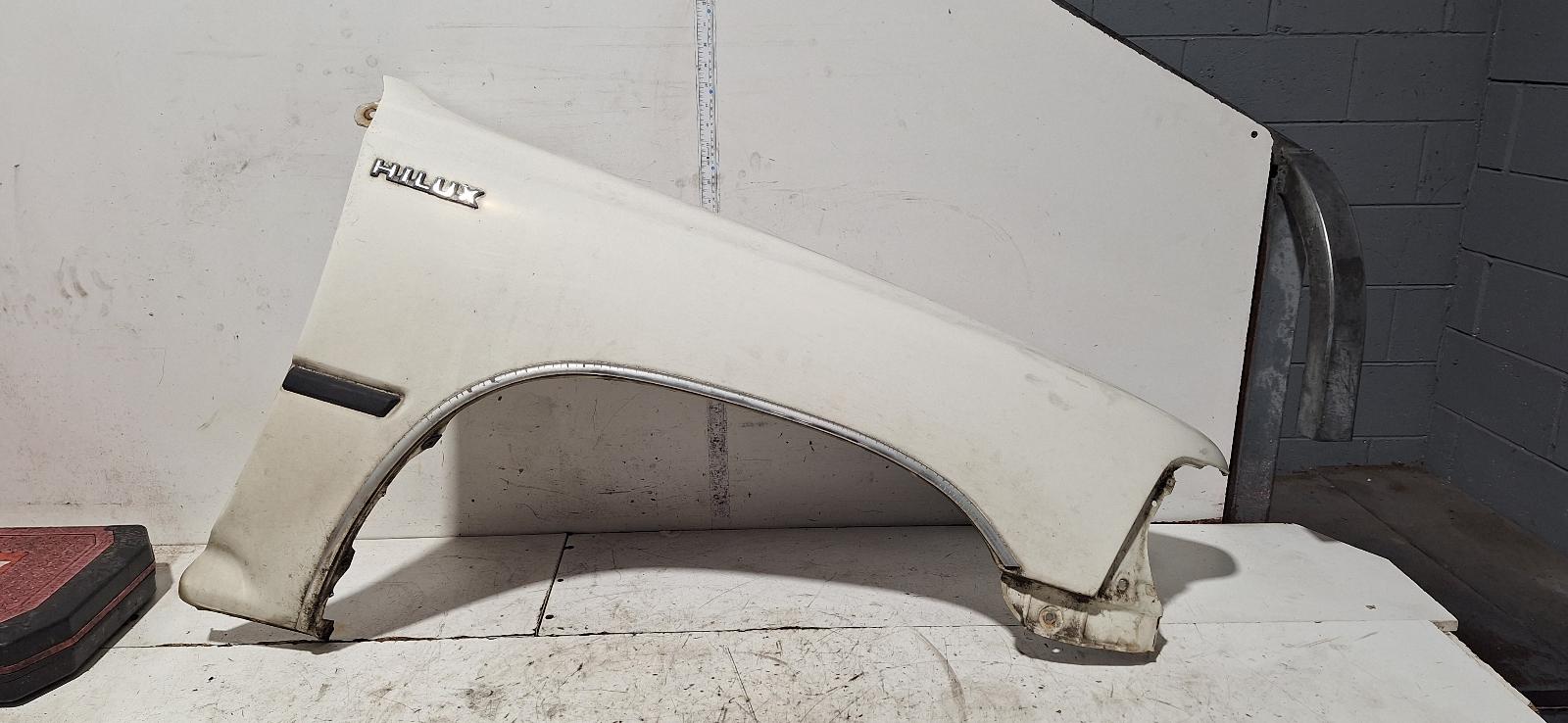 View Auto part Right Guard Toyota Hilux 1990