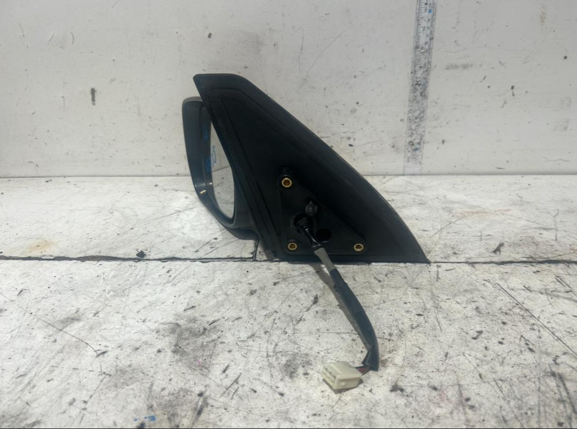View Auto part Left Door Mirror Toyota Rav4 2002