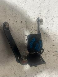 View Auto part Seatbelt/Stalk Toyota Hilux 1990