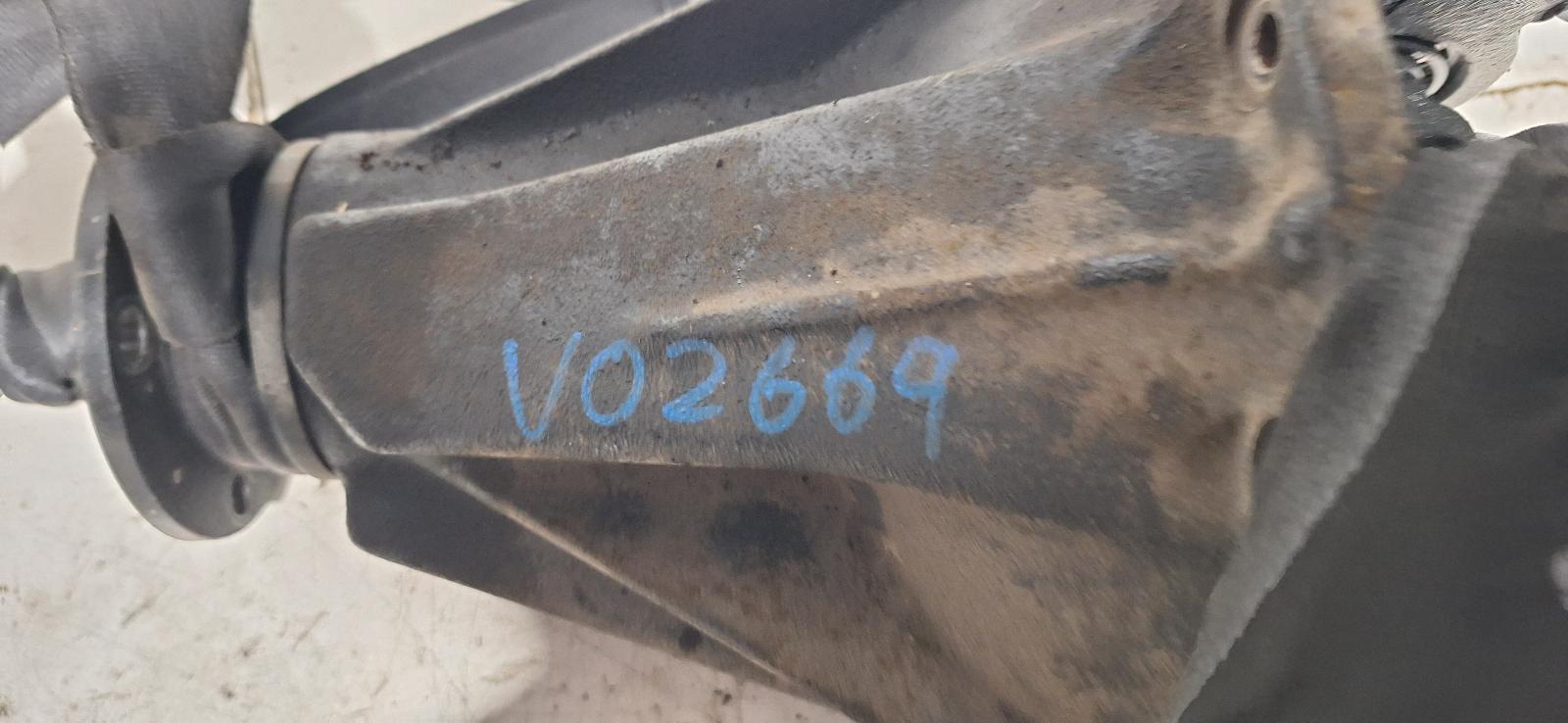 View Auto part Differential Centre Toyota Prado 2004