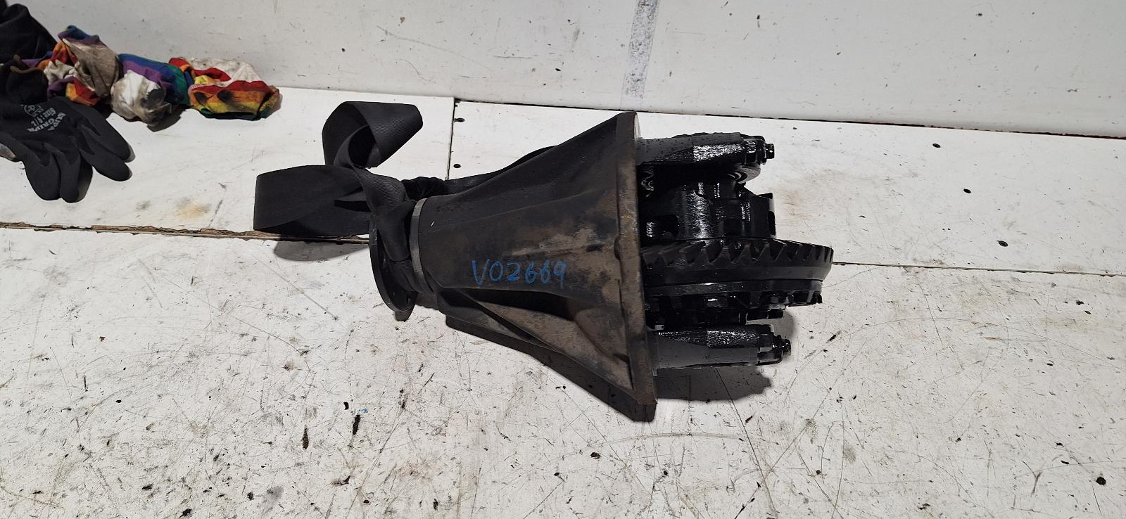 View Auto part Differential Centre Toyota Prado 2004