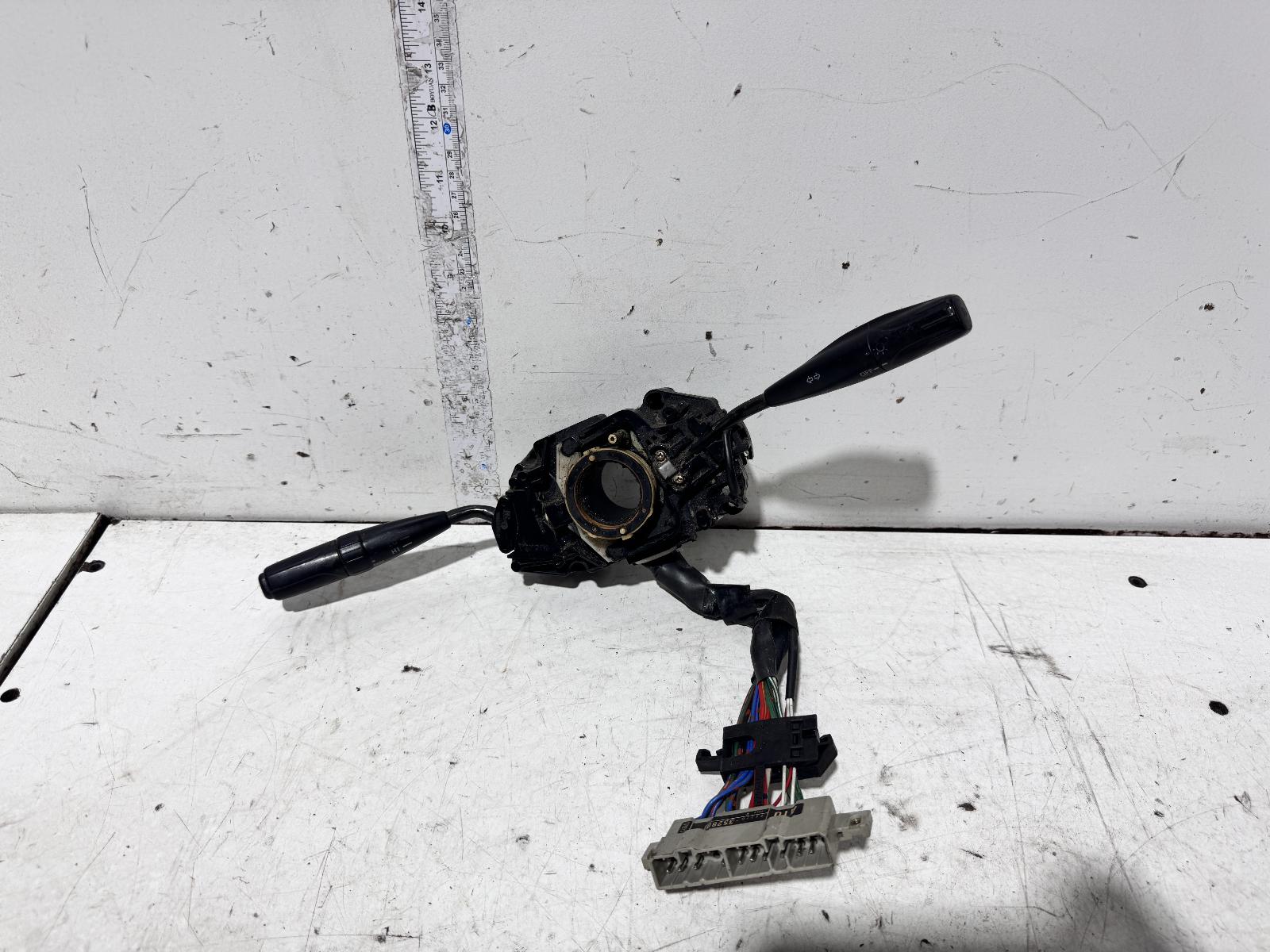View Auto part Combination Switch Toyota Hilux 1990