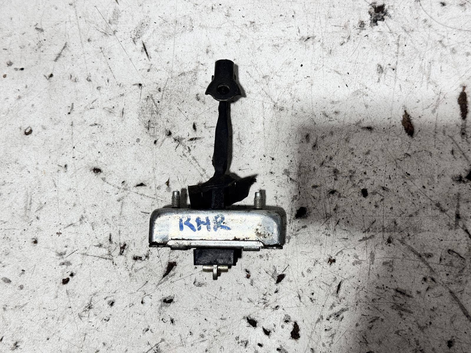 View Auto part Door Hinge/Runner Toyota Prado 2004