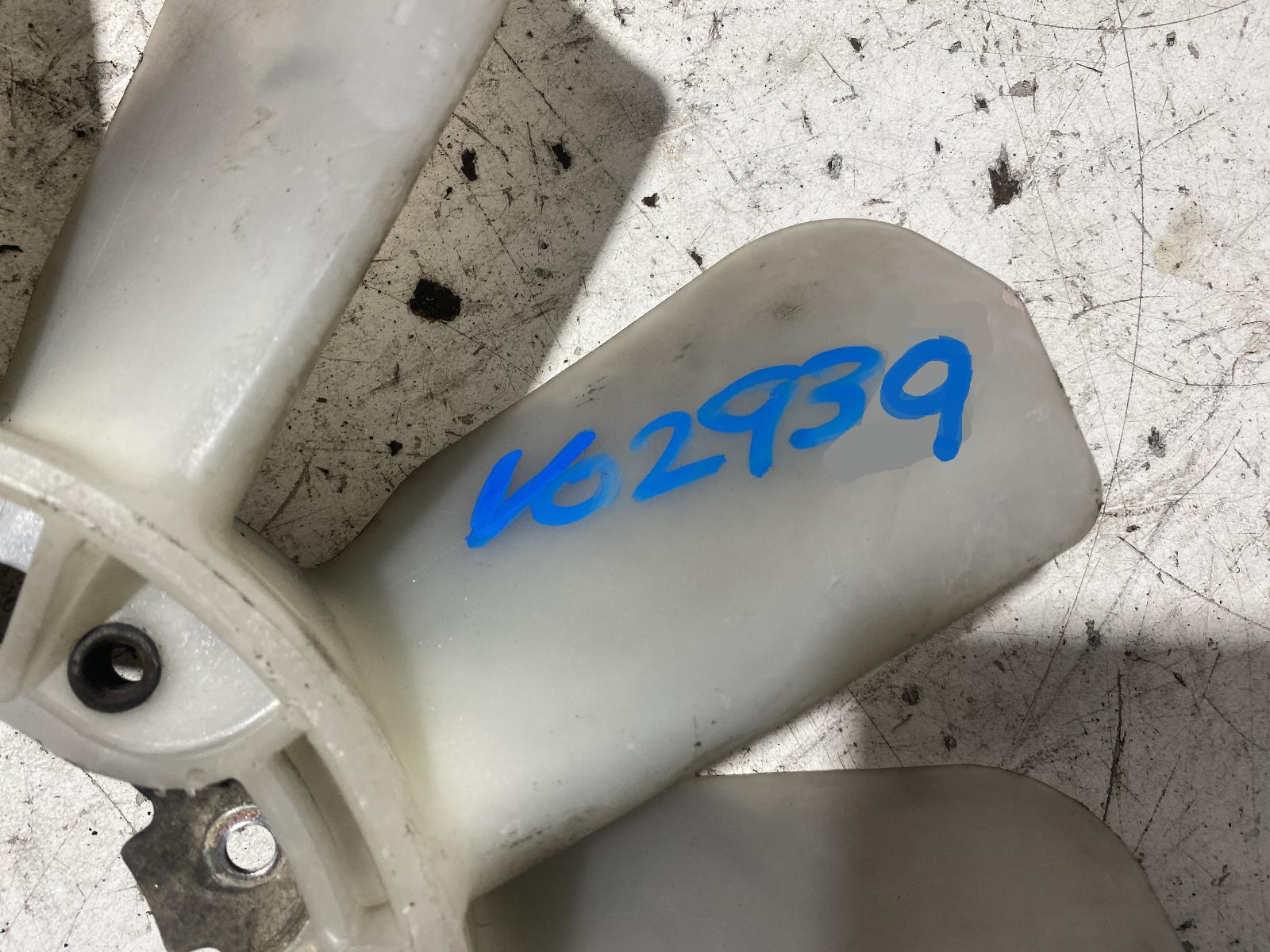 View Auto part Fan Toyota Hiace 2001