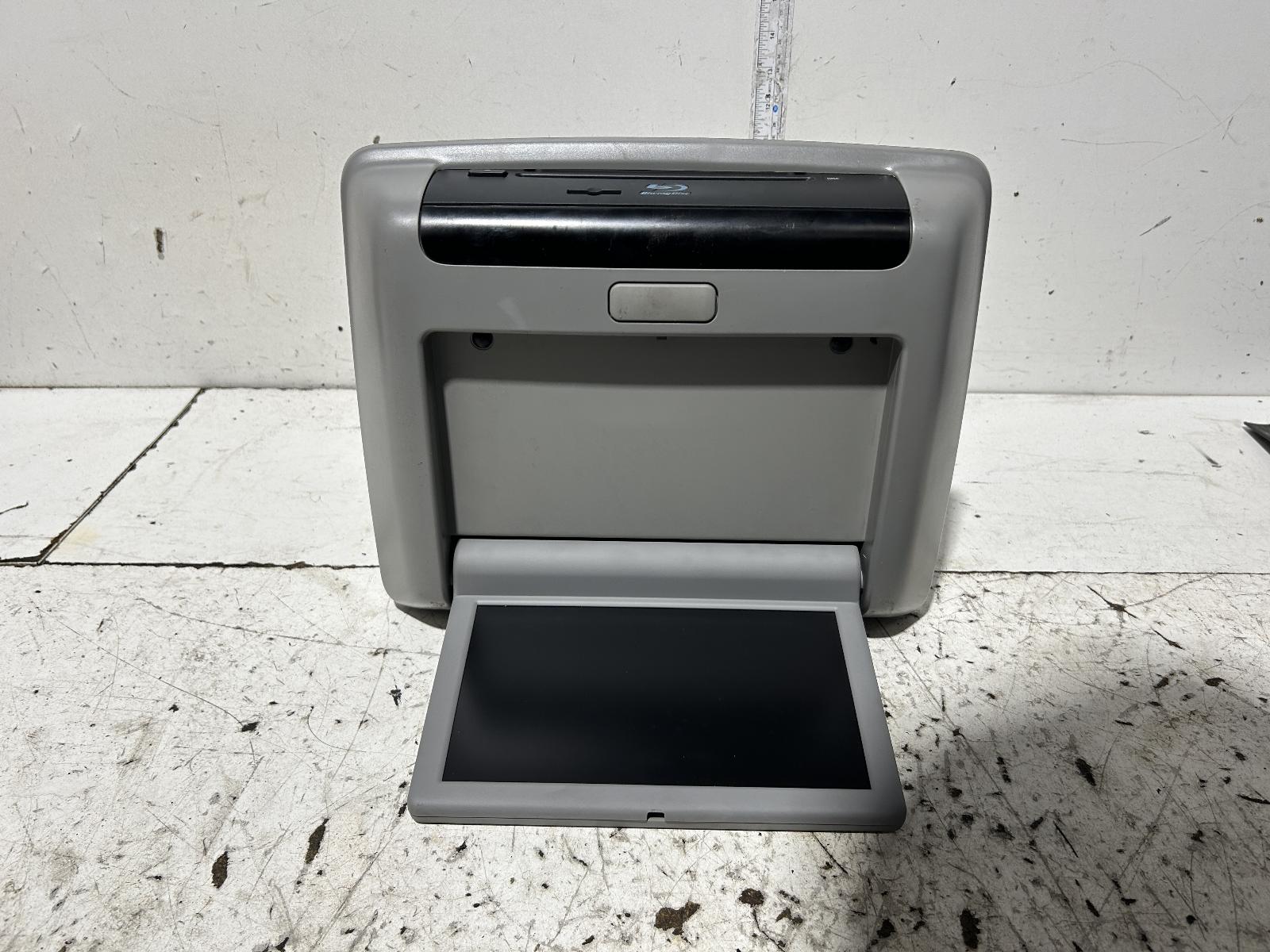 View Auto part Radio/Cd/Dvd/Sat/Tv Toyota Kluger 2015