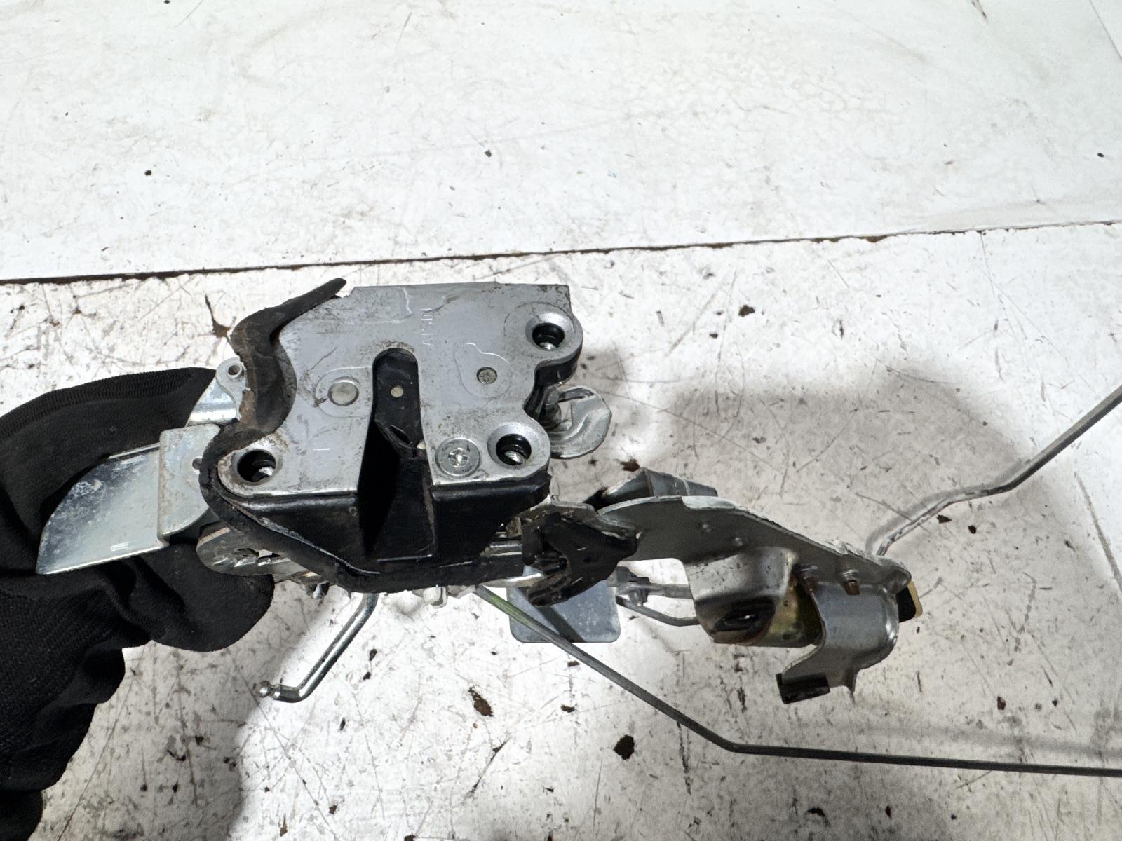 Door/Boot/Gate Lock Apollo Holden 1989