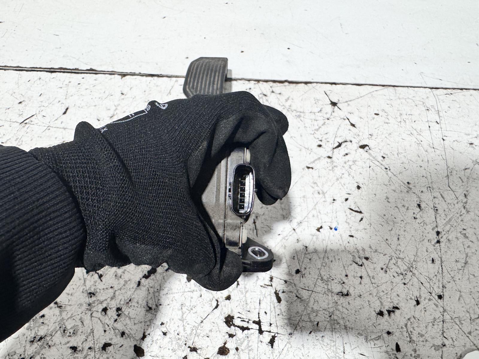 View Auto part Pedal Assembly Toyota Corolla 2010