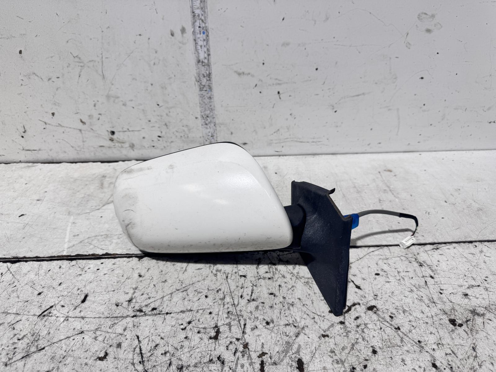 View Auto part Right Door Mirror Toyota Yaris 2007