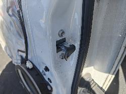 View Auto part Door Hinge/Runner Toyota Yaris 2007