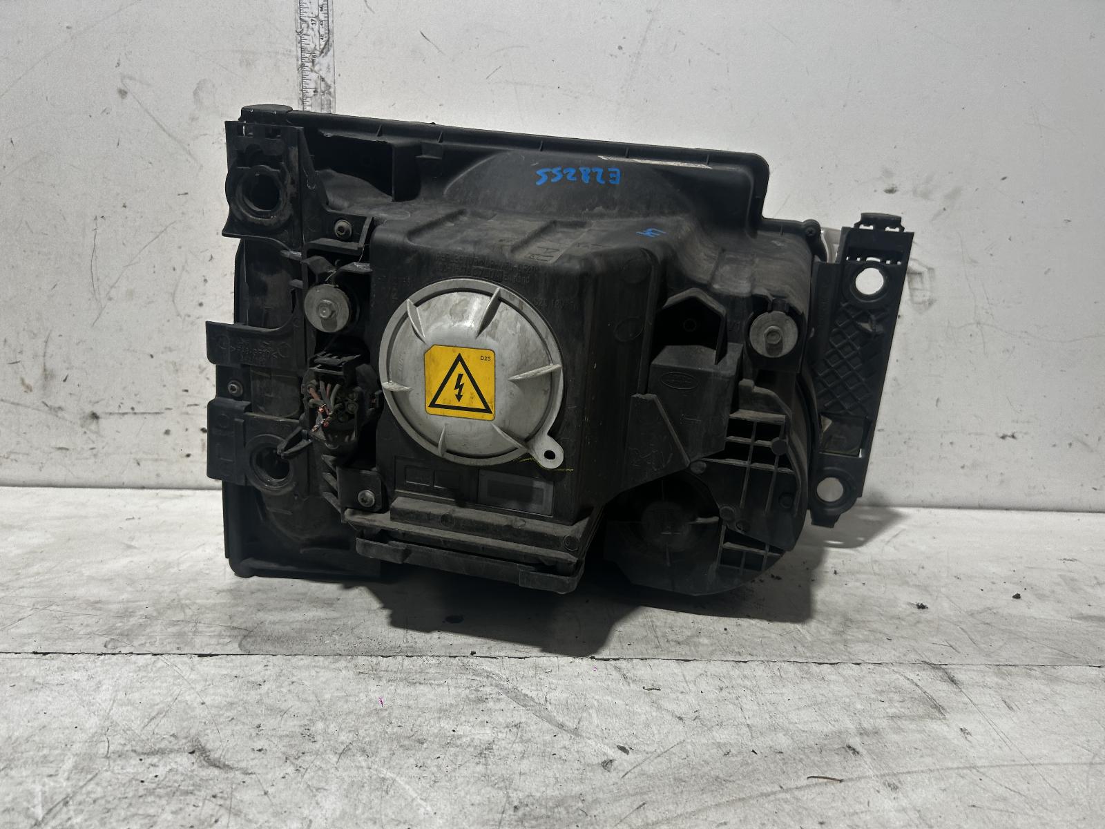 View Auto part Left Headlamp Land Rover Discovery 2009