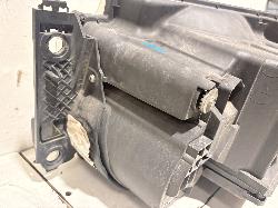 View Auto part Right Headlamp Land Rover Discovery 2009