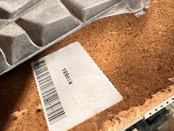 View Auto part Right Headlamp Land Rover Discovery 2009