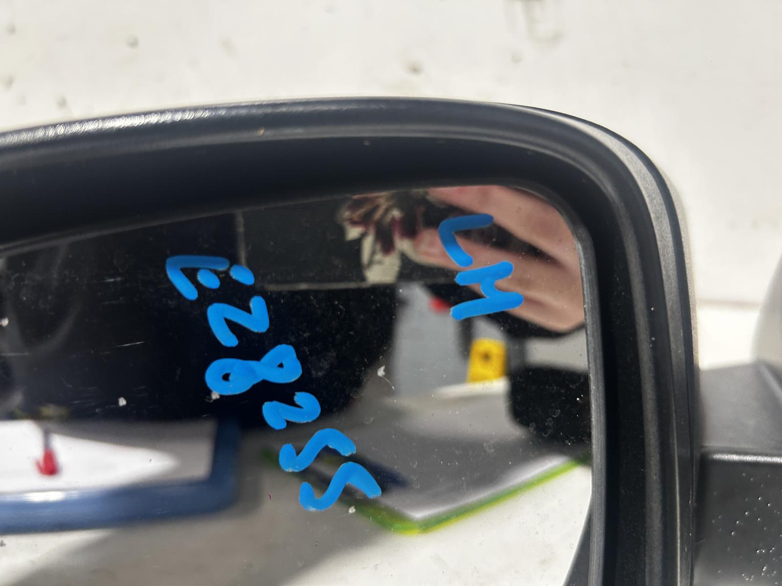 View Auto part Left Door Mirror Land Rover Discovery 2009