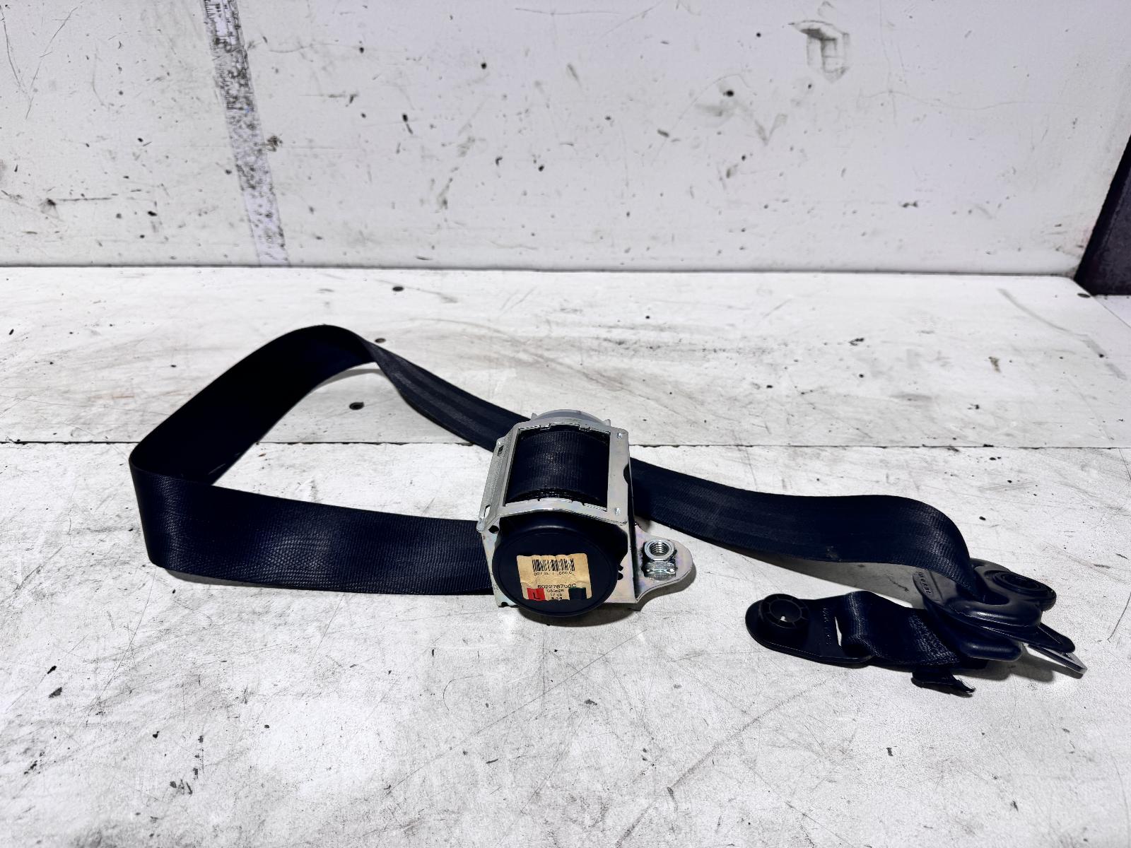 View Auto part Seatbelt/Stalk Land Rover Discovery 2009