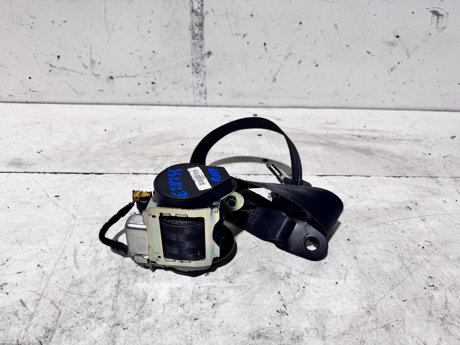 View Auto part Seatbelt/Stalk Land Rover Discovery 2009