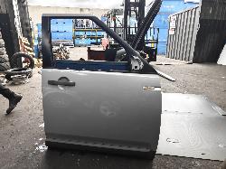 View Auto part Door/Boot/Gate Lock Land Rover Discovery 2009