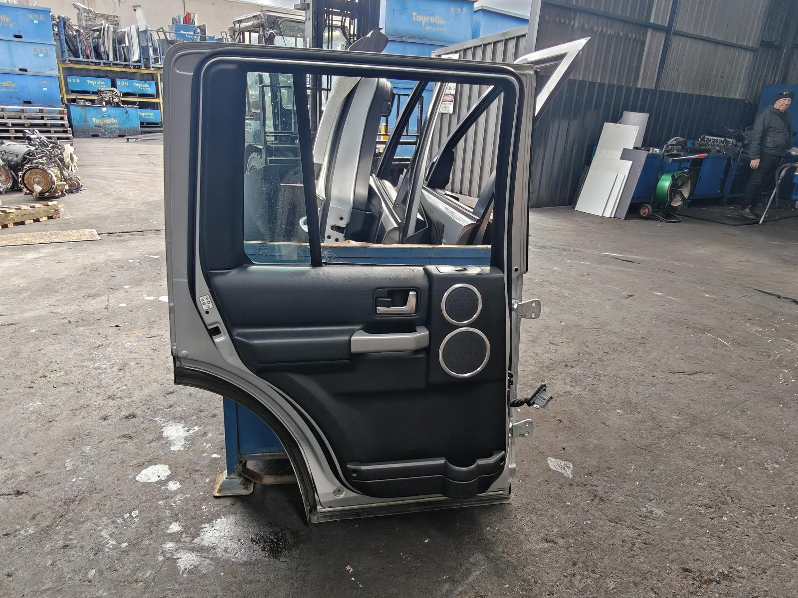 View Auto part Left Rear Door Window Land Rover Discovery 2009