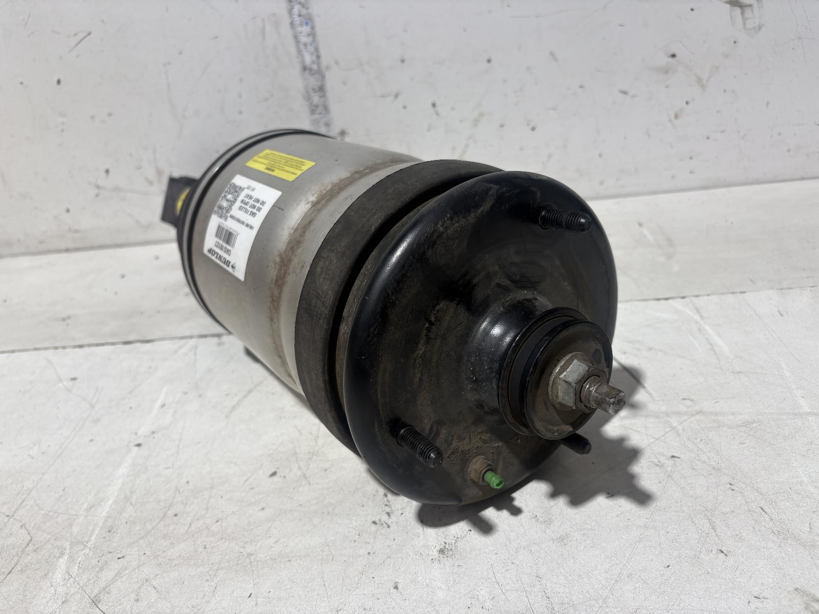 View Auto part Left Rear Strut Land Rover Discovery 2009